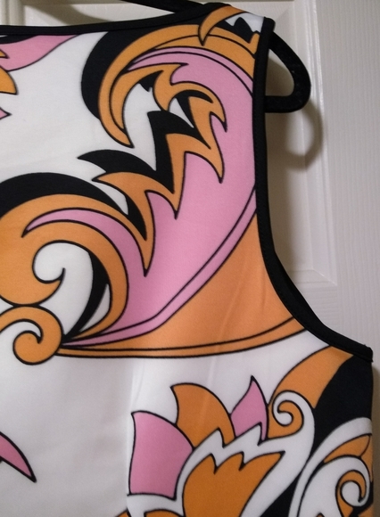 NWT Retro Glamour Faux Feather Top | Size 14/16 - Picture 9 of 16